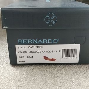 Bernardo strap sandal